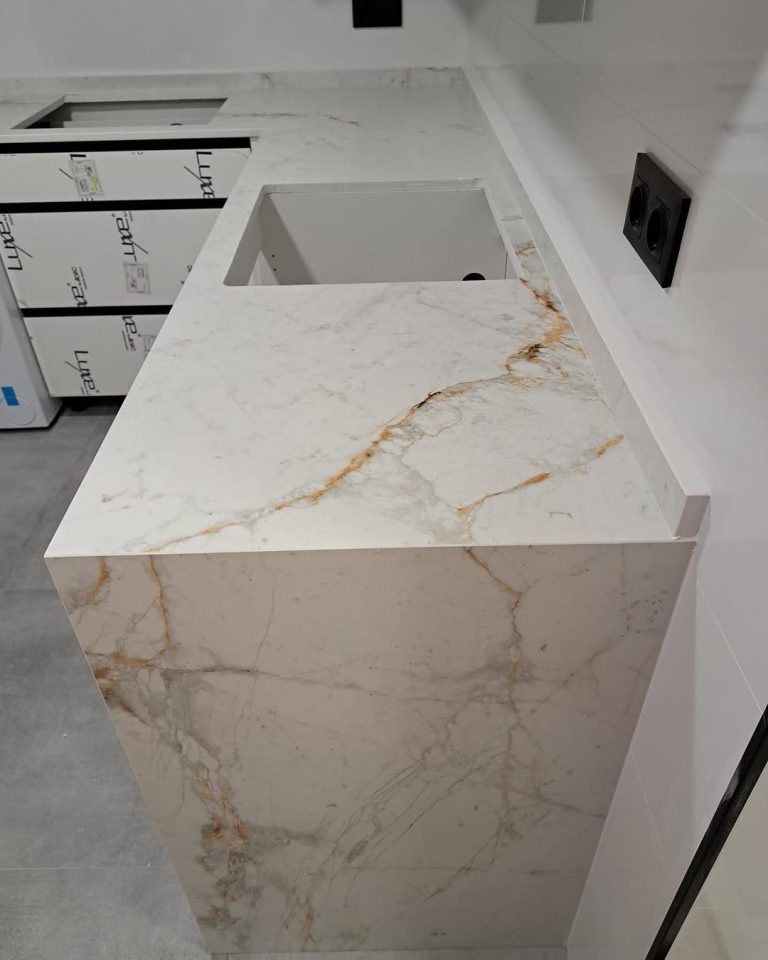Neolith Abu Dhabi